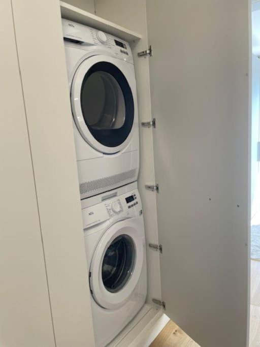 Faboulous 1br Near Center - Sun 16 Apartment